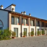 Corte Della Rocca Bassa Hotel 3*