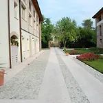 Corte Della Rocca Bassa Hotel