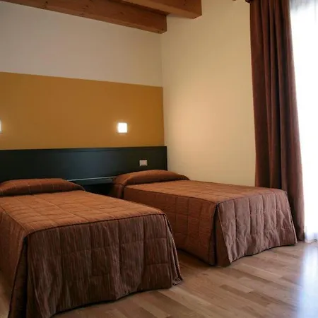 Hotel Corte Della Rocca Bassa