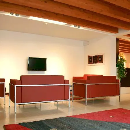 Hotel Corte Della Rocca Bassa 3*