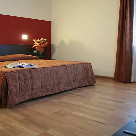 Corte Della Rocca Bassa Hotel Nogarole Rocca