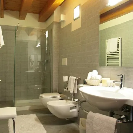 科尔特德拉罗卡巴萨酒店 3* 诺加罗莱罗卡