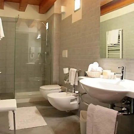 科尔特德拉罗卡巴萨酒店 诺加罗莱罗卡