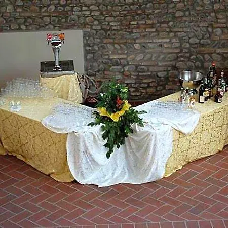 Corte Della Rocca Bassa 호텔 3*
