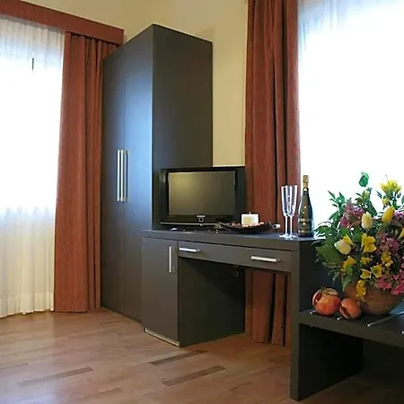 Corte Della Rocca Bassa Hotel