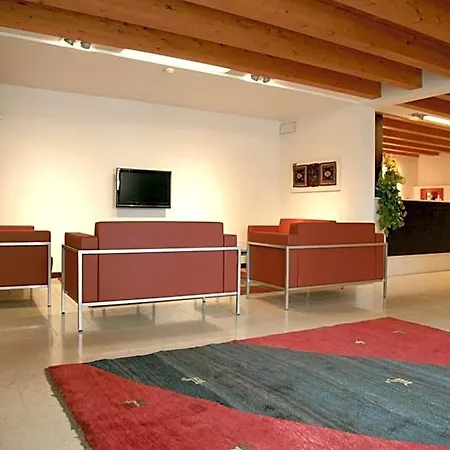 Hotel Corte Della Rocca Bassa 3*