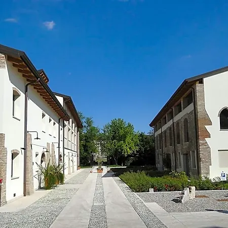 Hotel Corte Della Rocca Bassa 3*