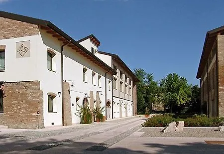 Corte Della Rocca Bassa Otel