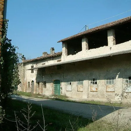 Corte Della Rocca Bassa Otel