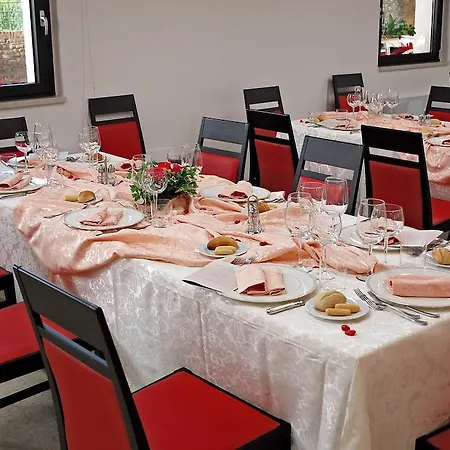 科尔特德拉罗卡巴萨酒店 3* 诺加罗莱罗卡